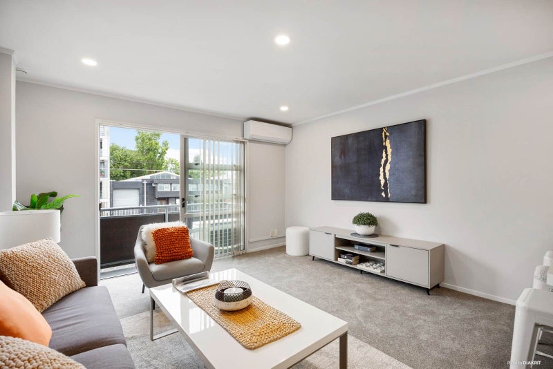 17/3 Ngahura Street, Eden Terrace, Auckland - Carousel 1