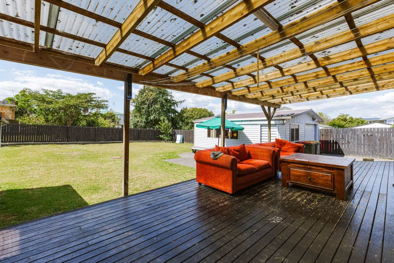 22 Boundary Road, Opaheke, Papakura - Carousel 15