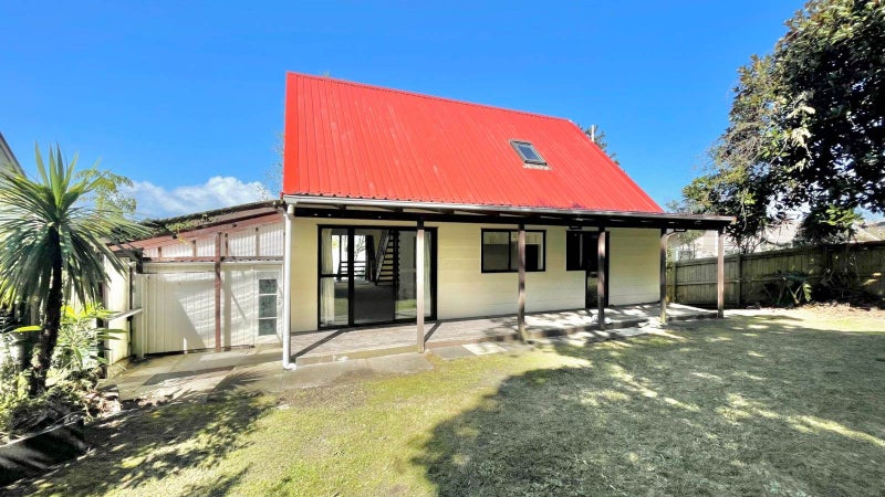 1/9 Branston Avenue, Browns Bay, Auckland - Carousel 17