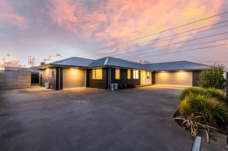 2 Megaw Close, Whalers Gate, New Plymouth - Carousel 1