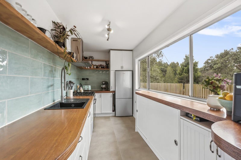 61 Western Road, Laingholm, Auckland - Carousel 2