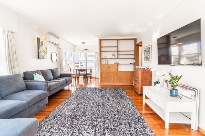 1/11 Onepoto Road, Hauraki, Auckland - Carousel 1