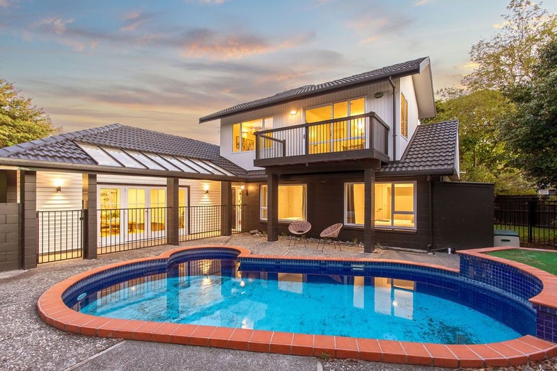 10 Winslow Street, Burnside, Christchurch - Carousel 1