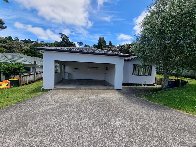 37 Heathglen Place, Bayview, Auckland - Carousel 1