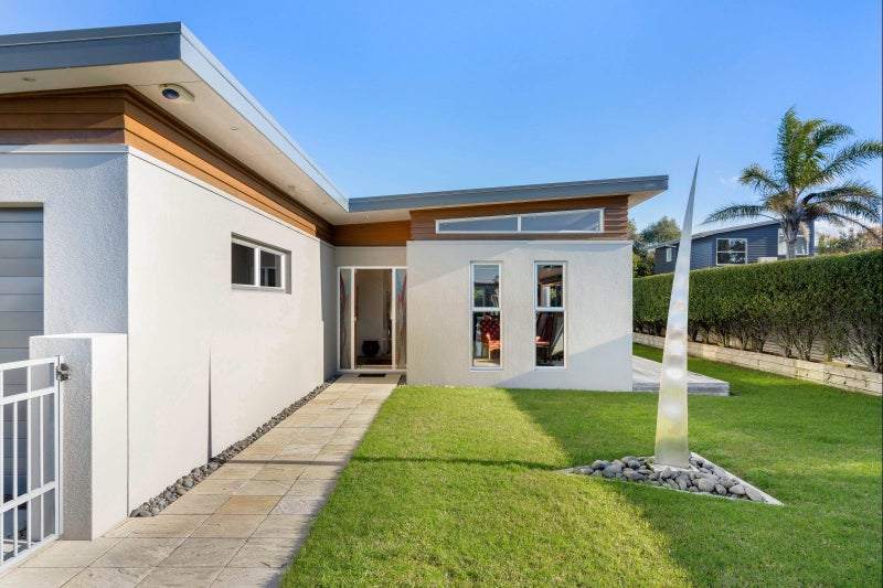 113 Mary Road, Whangamatā - Carousel 1