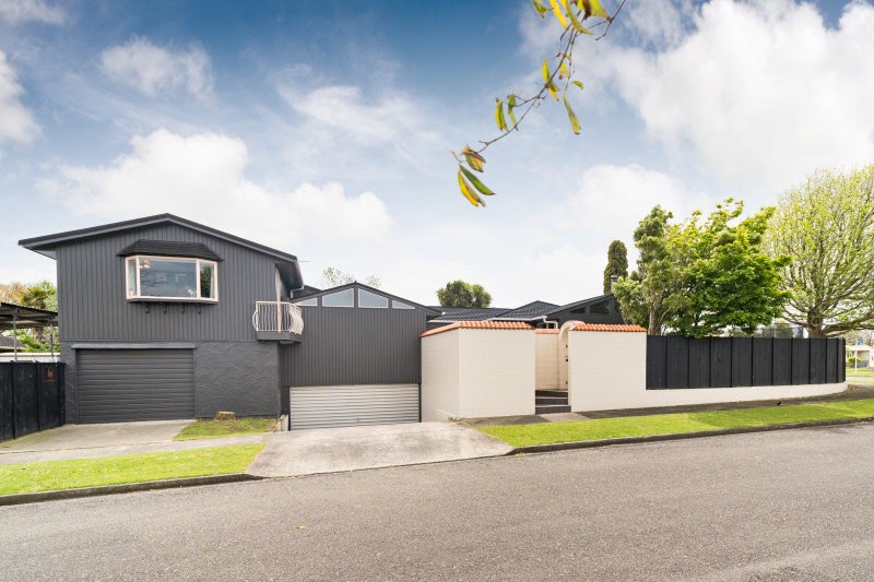 50 Pitama Road, Awapuni, Palmerston North - Carousel 1