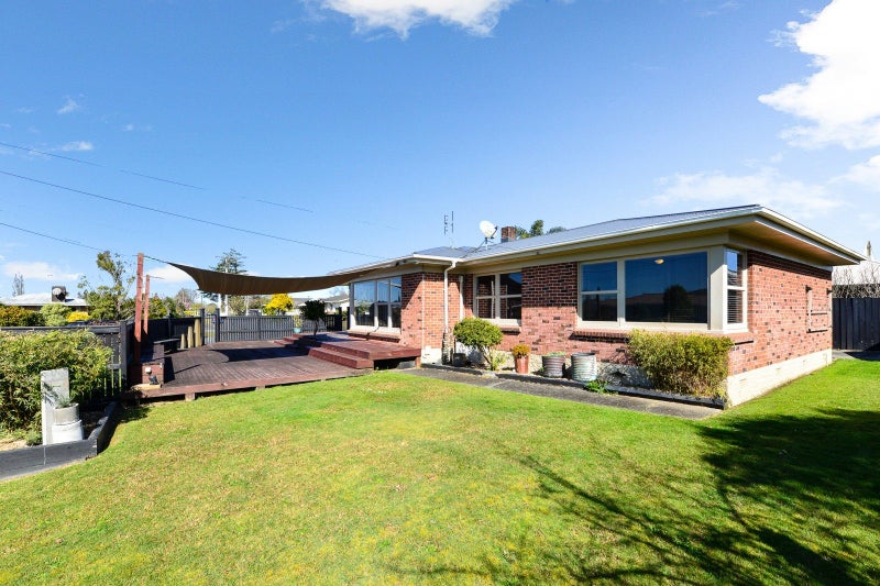 37 Taylor Terrace, St Andrews, Hamilton - Carousel 1