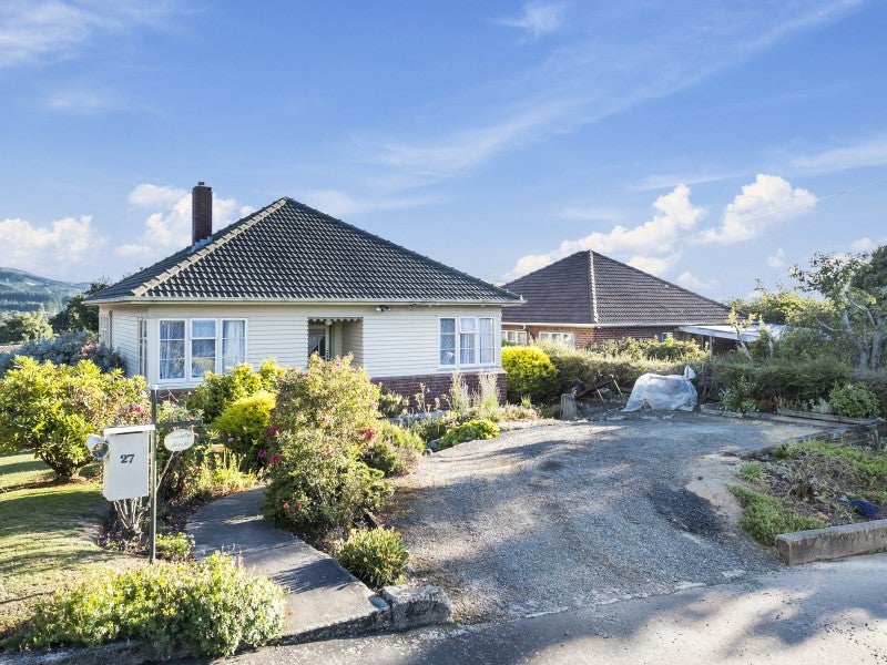 27 Forresbank Avenue, Wakari, Dunedin - Carousel 2