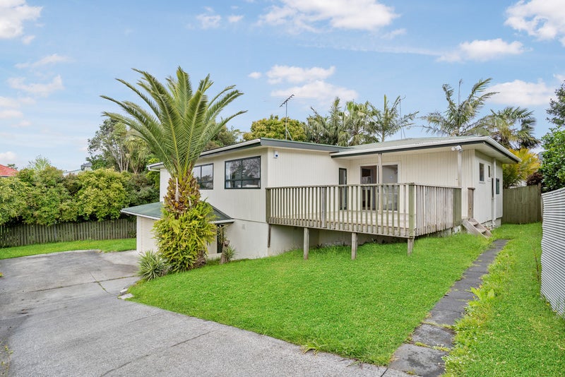 27A Clairville Crescent, Wai o Taiki Bay, Auckland - Carousel 2