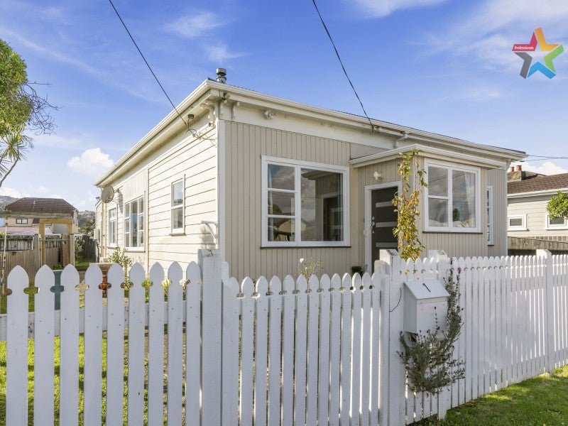 1 Central Terrace, Alicetown, Lower Hutt - Carousel 1