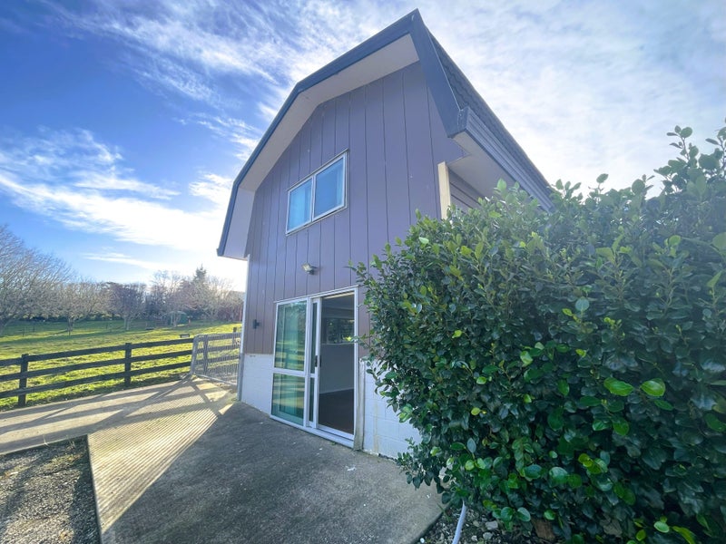 42 Henson Road, Howick - Carousel 1