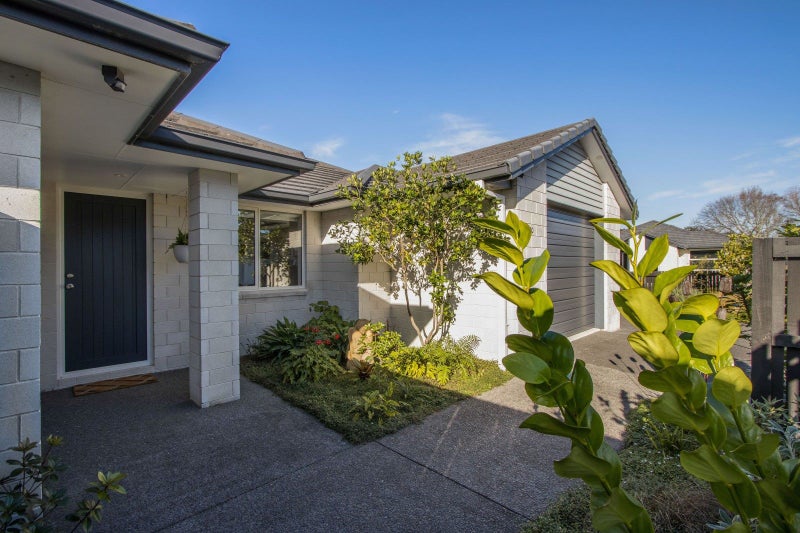 10 Long Acre Close, Katikati, Katikati - Carousel 2