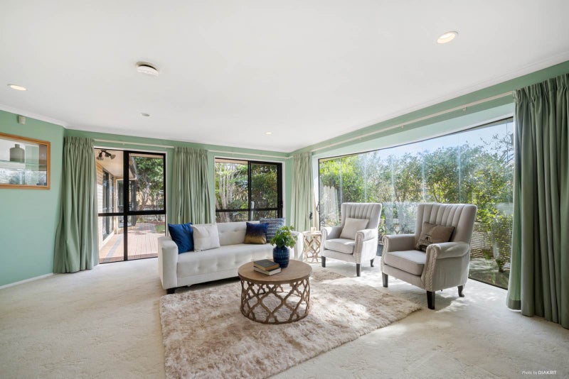 9 Mackwell Road, Fairview Heights, Auckland - Carousel 2