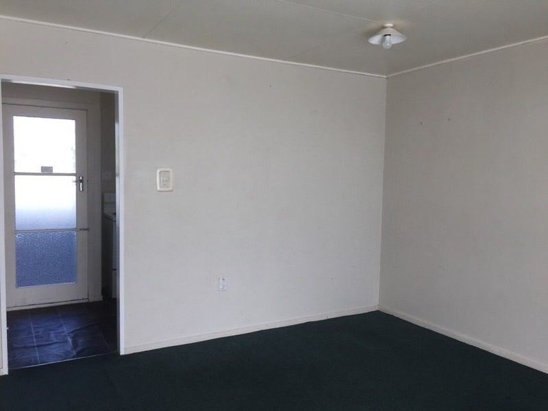 13 Lichfield Crescent, Tamatea, Napier - Carousel 2