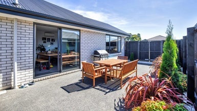 11 Kennington Drive, Rolleston, Rolleston - Carousel 1