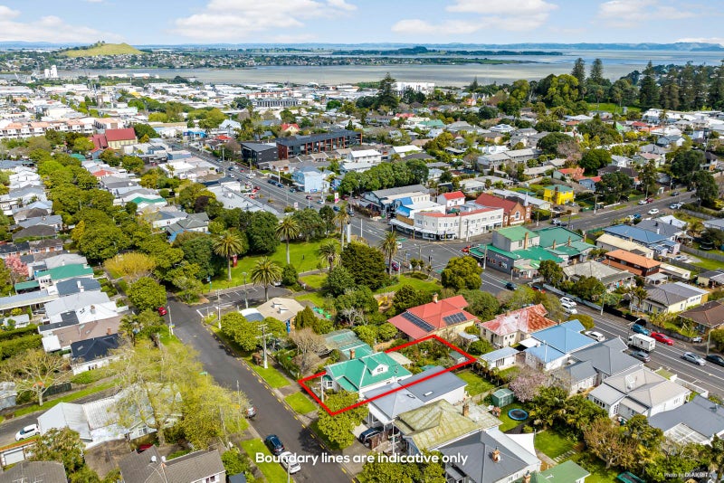 46 Cardwell Street, Onehunga, Auckland - Carousel 2