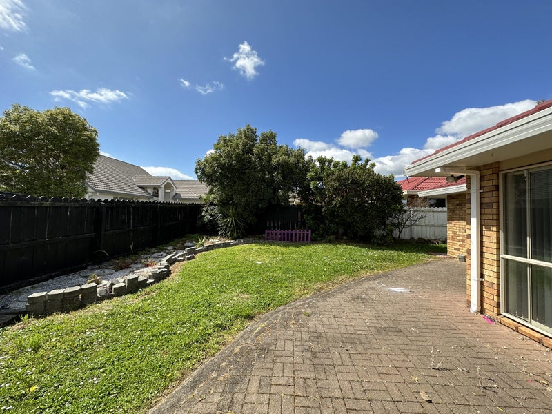 134 Millhouse Drive, Northpark, Auckland - Carousel 2