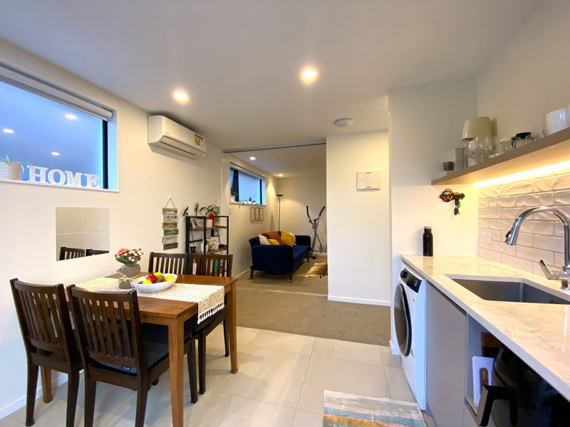 40B Arran Road, Browns Bay, Auckland - Carousel 1