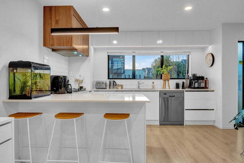 23 Kokowai Parade, Hobsonville, Auckland - Carousel 2