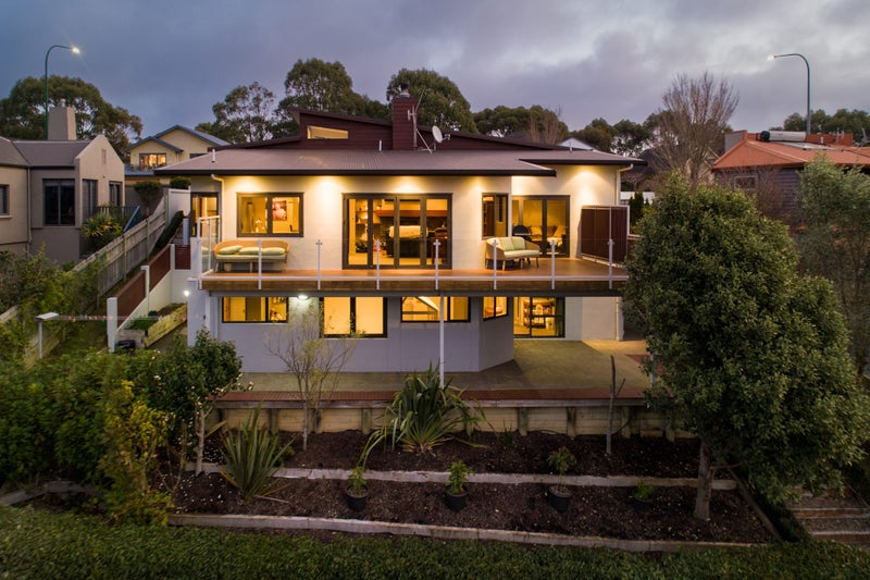 51 Ruapehu Drive, Fitzherbert, Palmerston North - Carousel 2