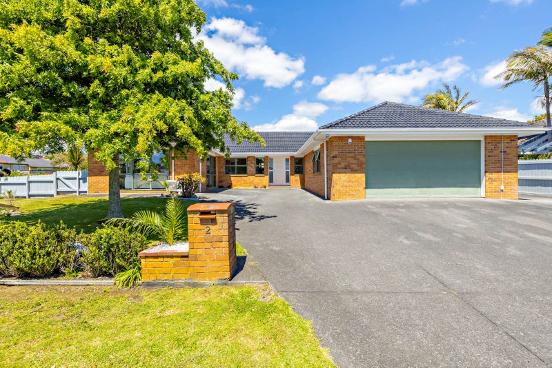 2 Emyvalie Place, Dannemora, Auckland - Carousel 1