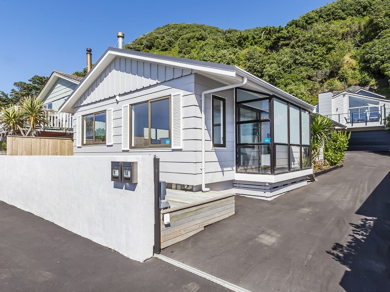 111 Breaker Bay road, Breaker Bay, Wellington - Carousel 1