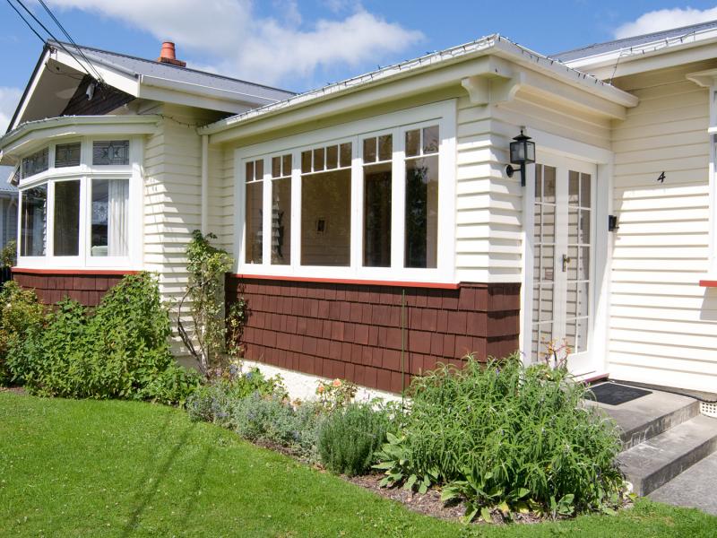 4 Cudby Street, Woburn, Lower Hutt - Carousel 2