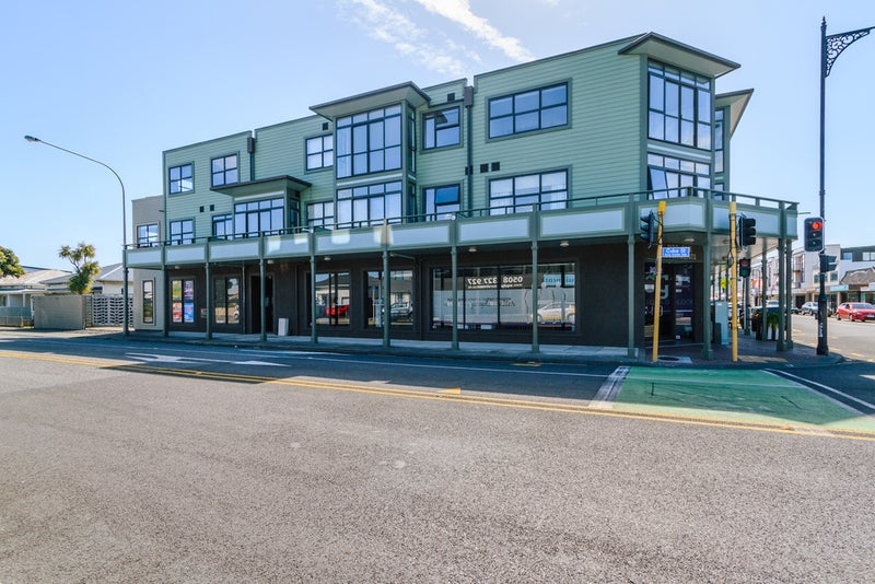 4/374 Jackson Street, Petone, Lower Hutt - Carousel 1