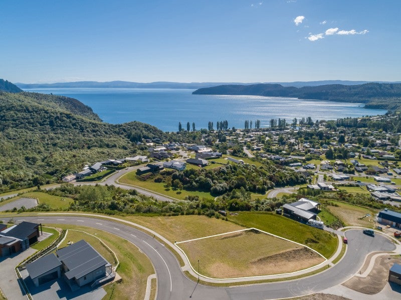 1 Harrier Lane, Kinloch, Taupo - Carousel 1