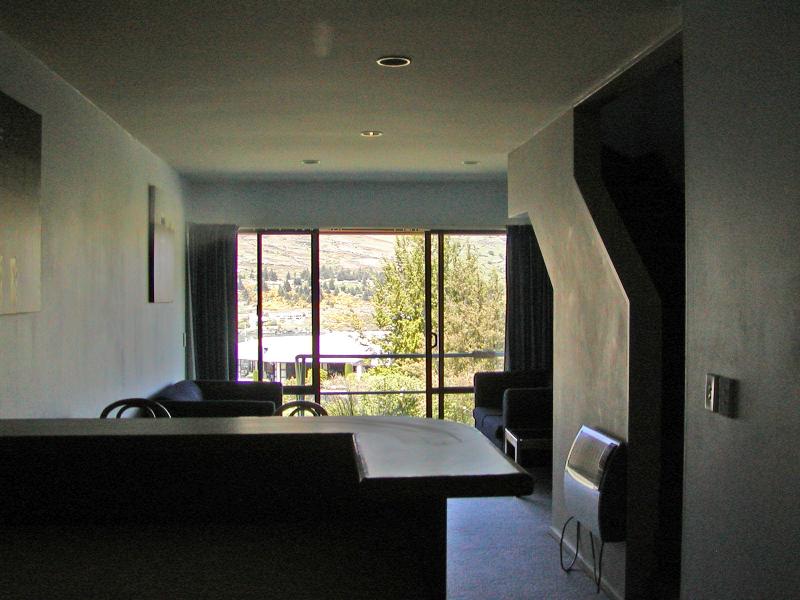 17/43 GOLDRIDGE WAY, FRANKTON RD, QUEENSTOWN - Carousel 2