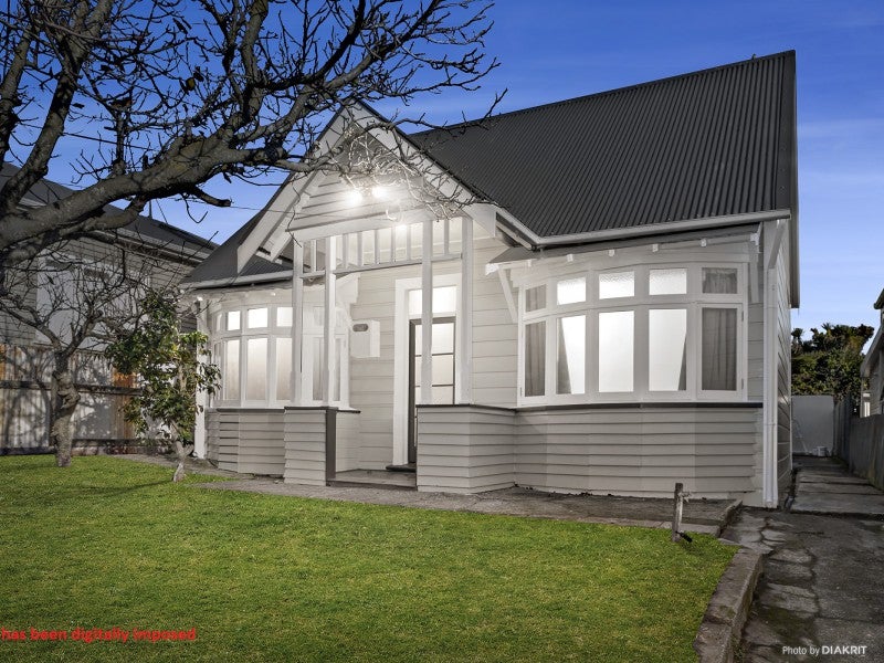 68 Russell Terrace, Berhampore, Wellington - Carousel 1