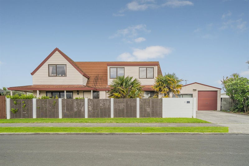 17 Park Lane, Whitianga, Whitianga - Carousel 1