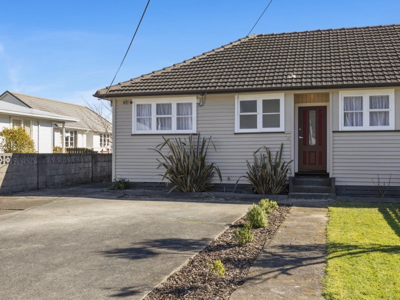 4 Mayo Grove, Naenae, Lower Hutt - Carousel 2