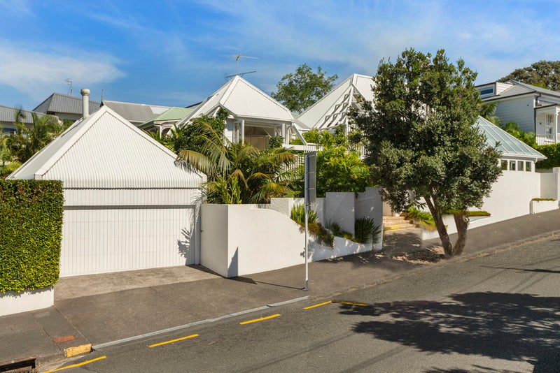 2 Dublin Street, Saint Marys Bay, Auckland - Carousel 19