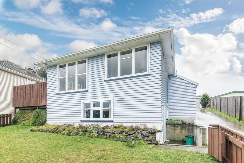 106 Dimock Street, Titahi Bay, Porirua - Carousel 2