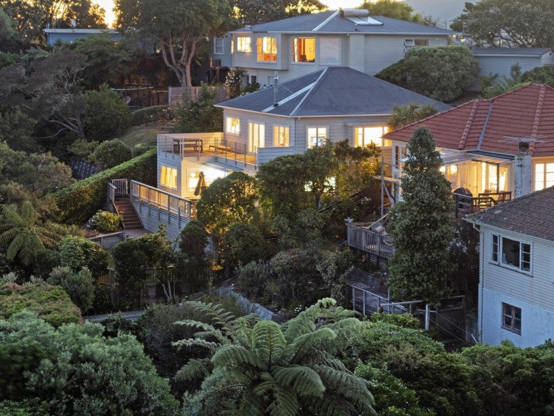 36 Upoko Road, Hataitai, Wellington - Carousel 13