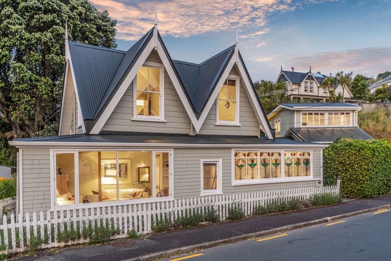 62 King Edward Parade, Devonport, Auckland - Carousel 1