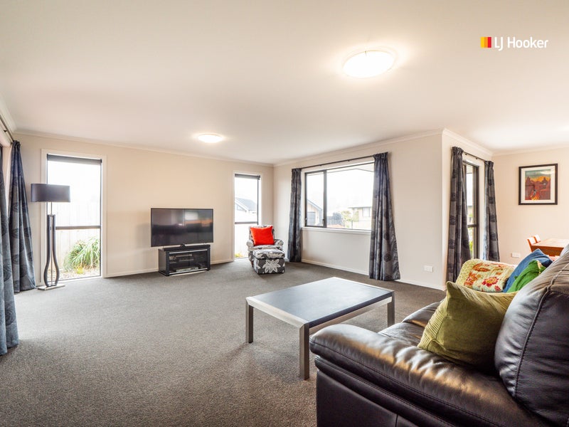 80 Severn Street, Green Island, Dunedin - Carousel 2