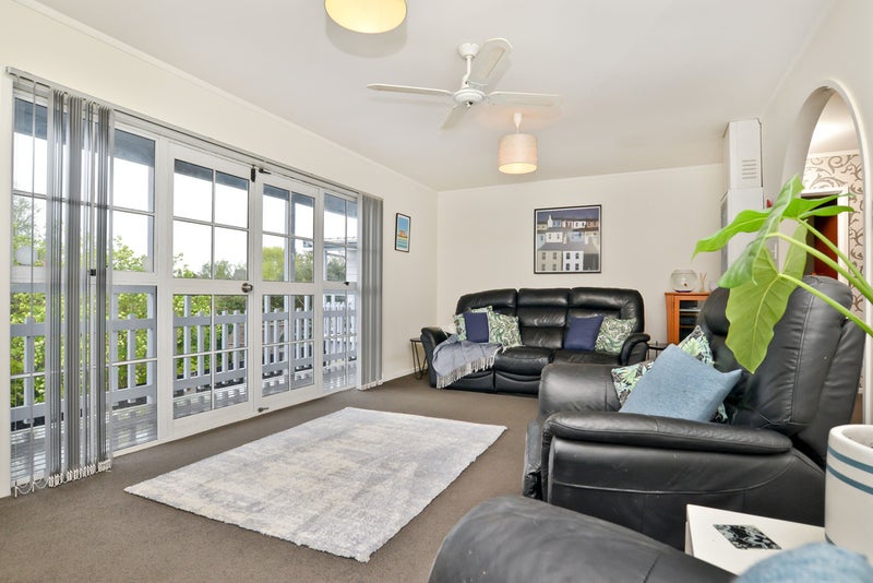 48 Pelorus Street, Glenview, Hamilton - Carousel 2