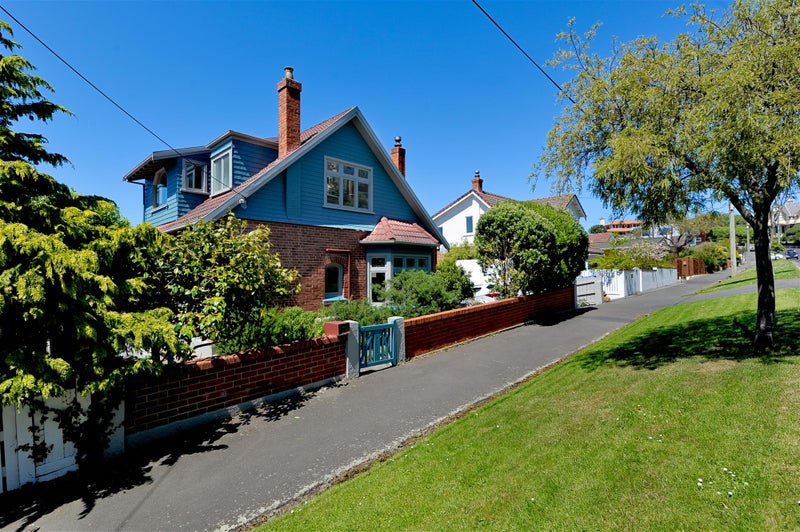 83 Norfolk Street, Saint Clair, Dunedin - Carousel 1