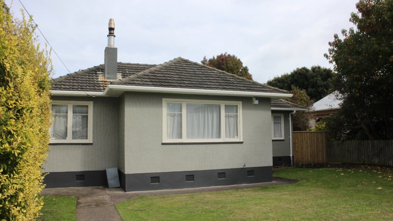 23 Kings Avenue, Gonville, Whanganui - Carousel 2