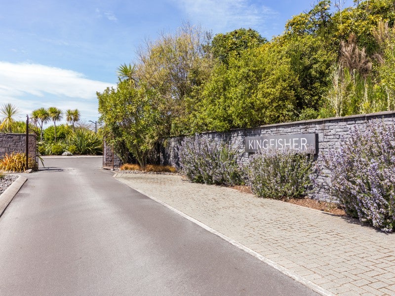 83 Parawera Drive, Acacia Bay, Taupō - Carousel 2