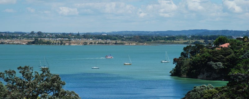 2/85 Island Bay Road, Beach Haven, Auckland - Carousel 21