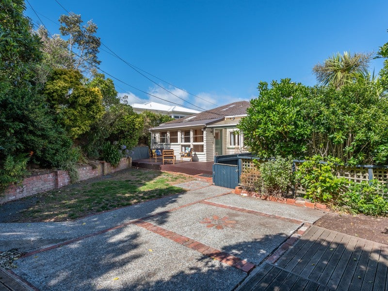 28 Rangoon Street, Khandallah, Wellington - Carousel 1