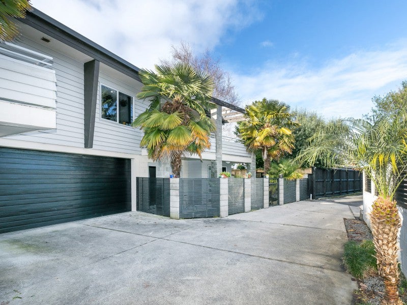 52A Hooker Avenue, Chedworth, Hamilton - Carousel 1