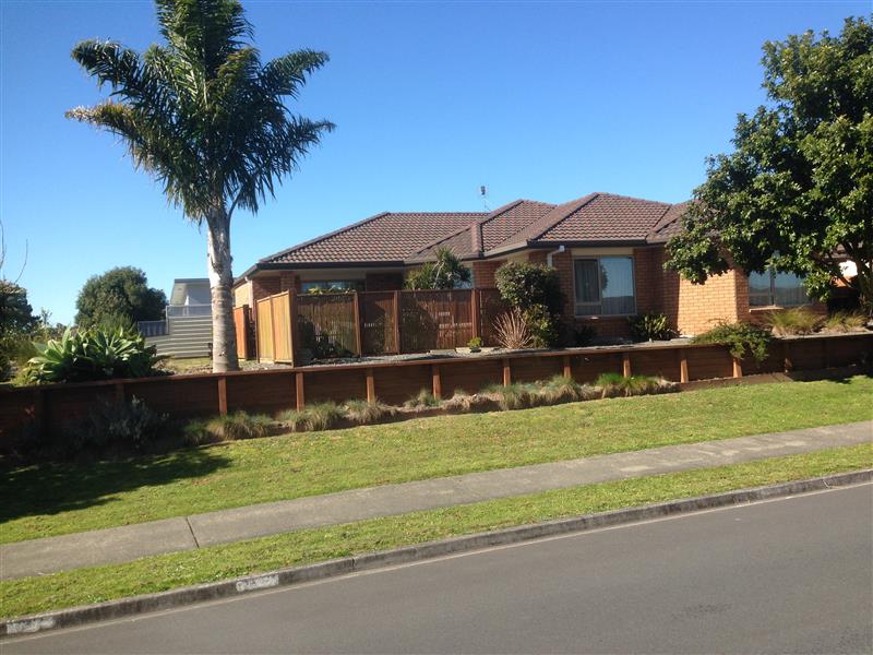 27 Condor Drive, Pyes Pa, Tauranga - Carousel 2