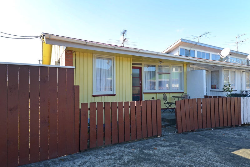 1/518 Fergusson Drive, Trentham, Upper Hutt - Carousel 2