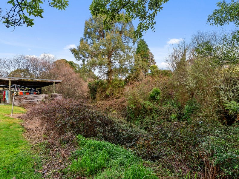 15 WINDSOR STREET, SPRINGFIELD, Rotorua - Carousel 16