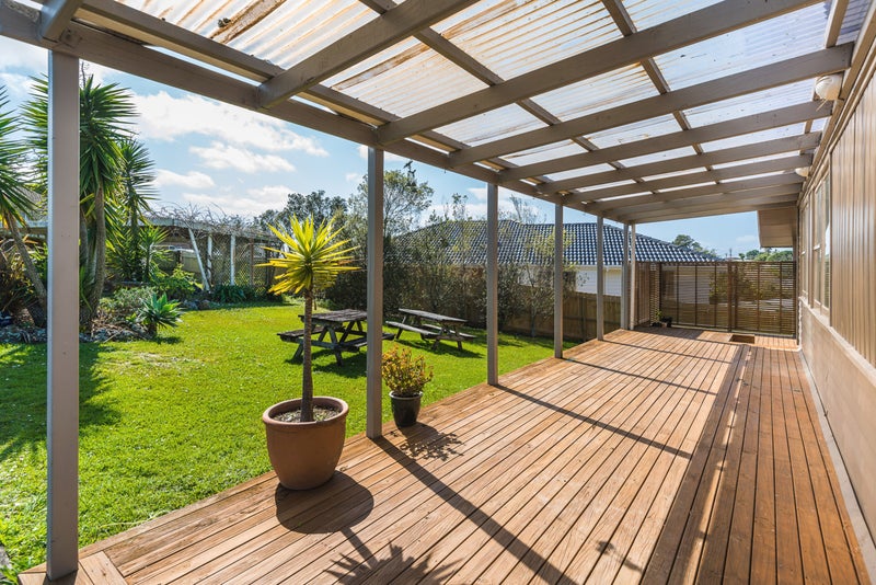 12 Karo Place, Glendene, Auckland - Carousel 2
