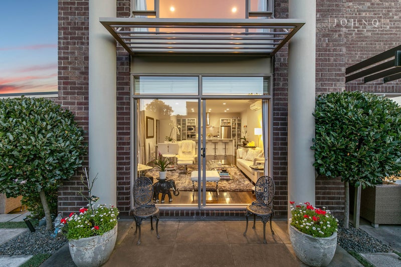 33 Tephra Boulevard, Stonefields, Auckland - Carousel 2